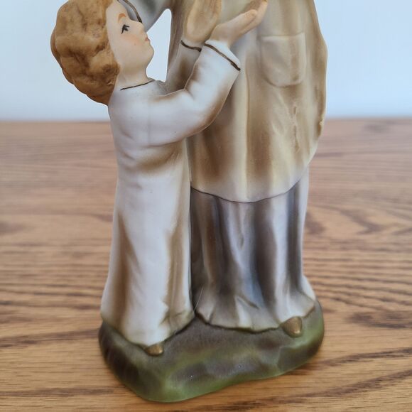 Sanmyro Bisque Mother and Child Porcelain Bone China Figurine Shelf Sitter Japan - Picture 6 of 10